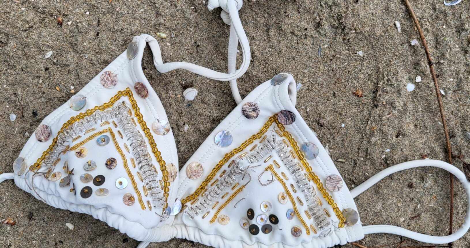 Upcycling materiaal-kapotte bikini